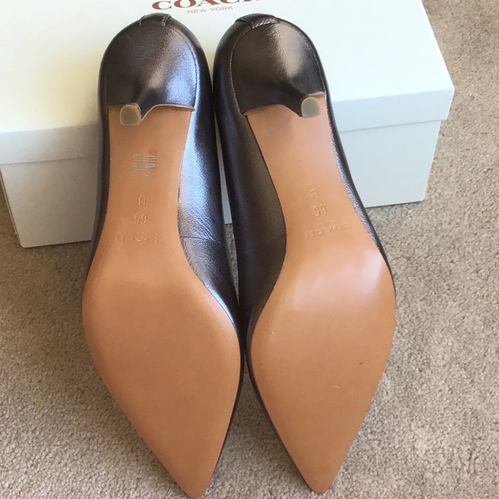 Coach Metallic Pumps - Picture 4 of 4